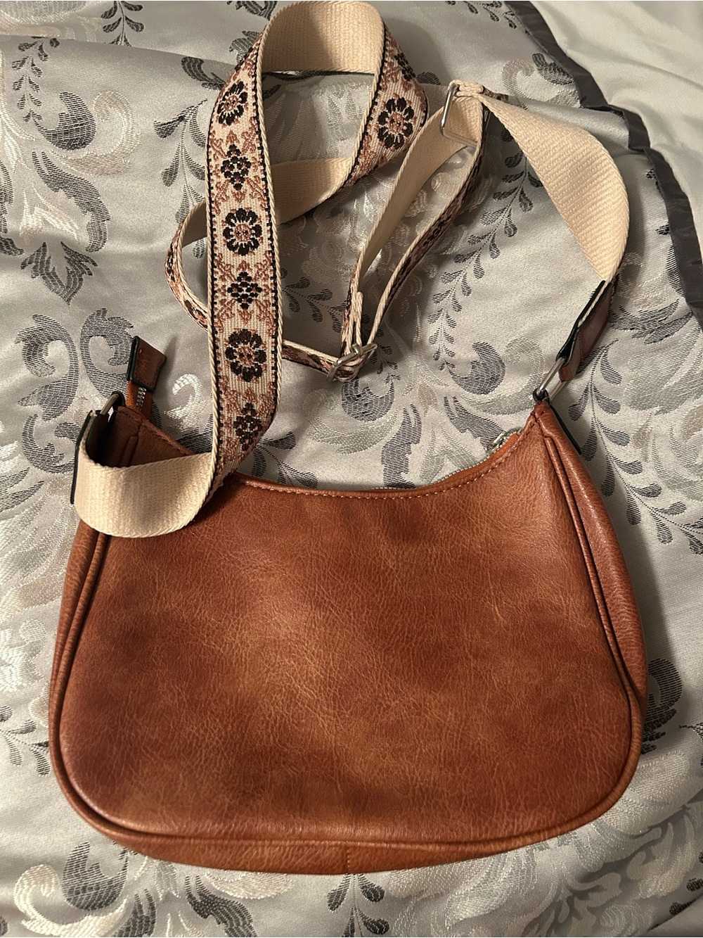 Women’s Tan Leather Crossbody Bag with Patterned Strap